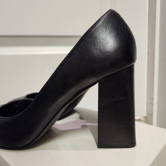 Bleecker & Bond Black Block Pumps - Picture 9 of 10